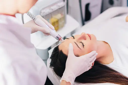 Laser Eyebrow Tattoo Removal: Does It Hurt?